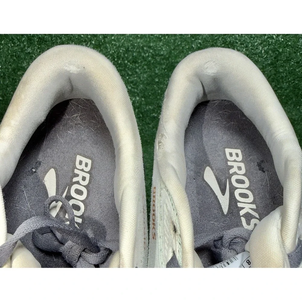 Brooks Women's Running Shoes in Light Gray and Black